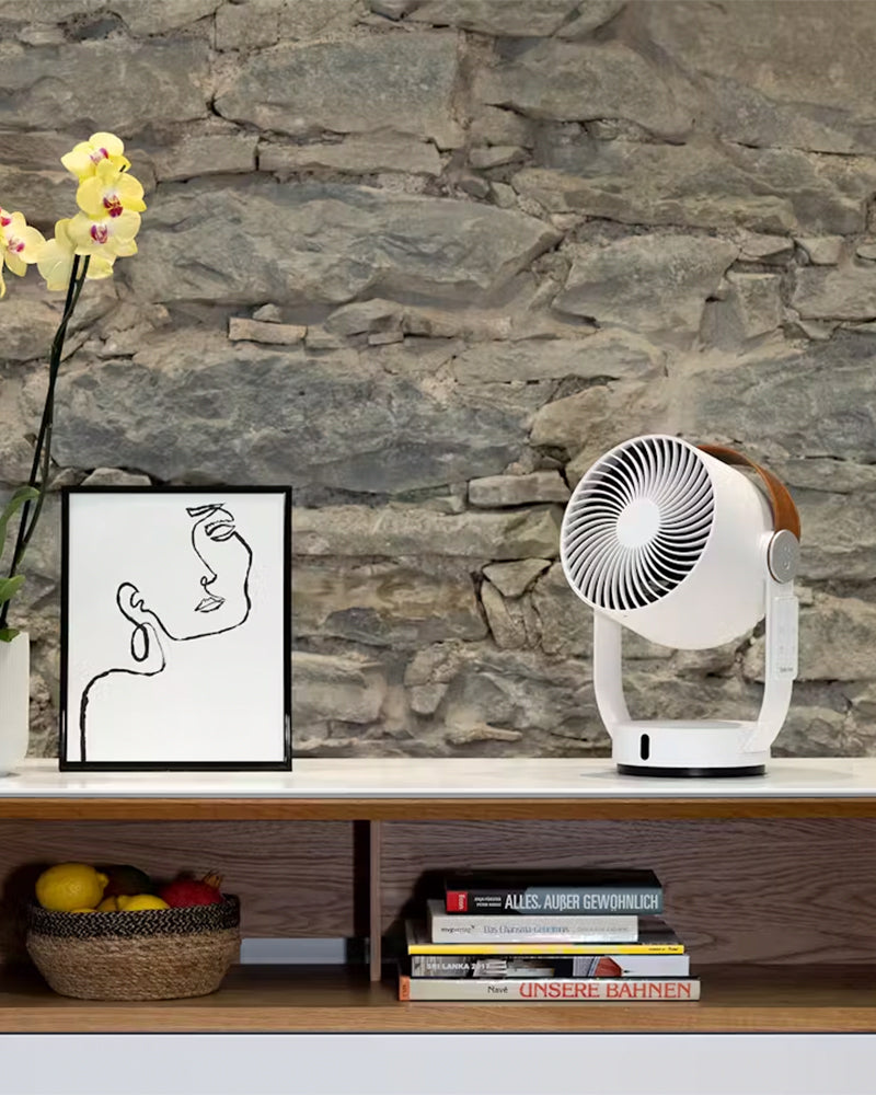 Leo - White Fan